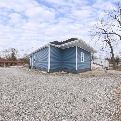 806 S Roche Street, Knoxville, IA 50138