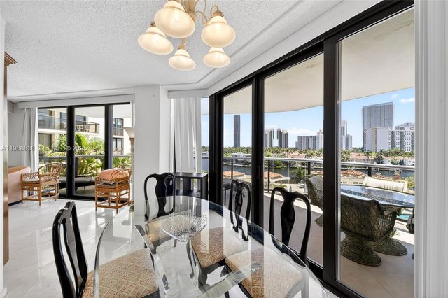 19667 Turnberry Way 6A, Aventura, FL 33180