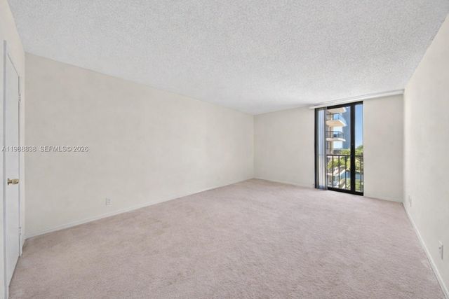 19667 Turnberry Way 6A, Aventura, FL 33180