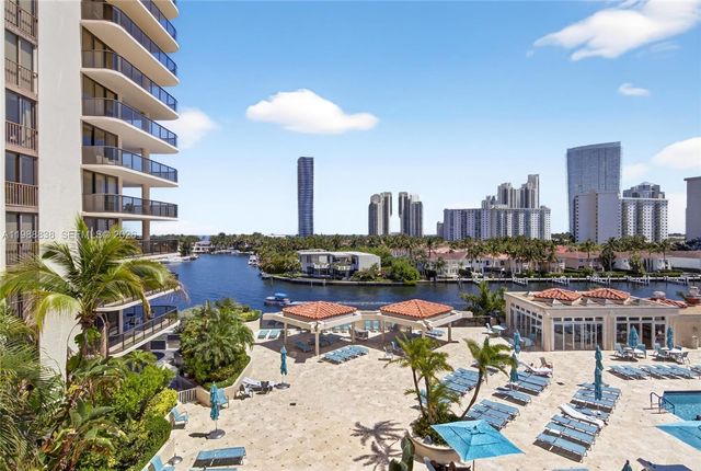 19667 Turnberry Way 6A, Aventura, FL 33180