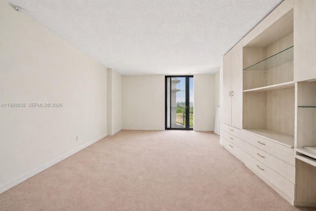 19667 Turnberry Way 6A, Aventura, FL 33180