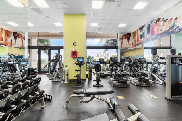 19667 Turnberry Way 6A, Aventura, FL 33180