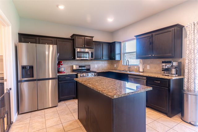 753 Rutherford Drive, Crowley, TX 76036