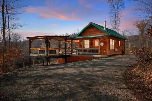 16 Hickory Lane, Campton, KY 41301