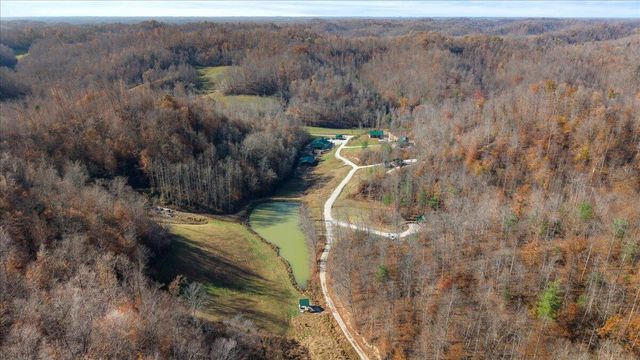 16 Hickory Lane, Campton, KY 41301