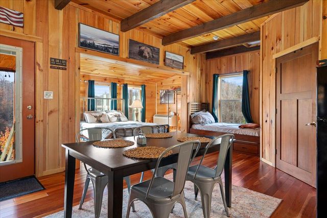 16 Hickory Lane, Campton, KY 41301