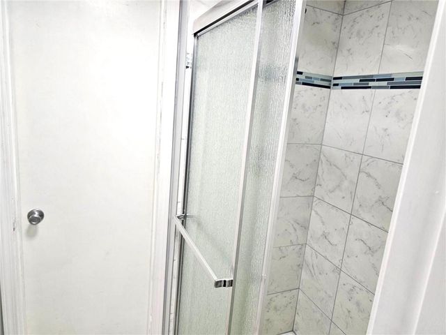 1244 Hickory Wood NE Drive, Woodstock, GA 30188