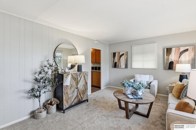 6658 Decatur Street, Omaha, NE 68104