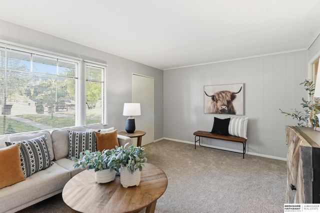 6658 Decatur Street, Omaha, NE 68104