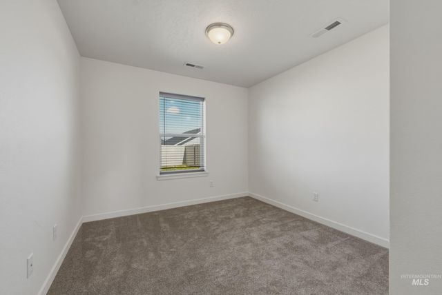 12320 Shadow River St, Caldwell, ID 83607