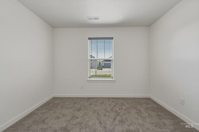 12320 Shadow River St, Caldwell, ID 83607