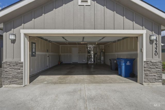 12320 Shadow River St, Caldwell, ID 83607