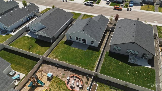 12320 Shadow River St, Caldwell, ID 83607