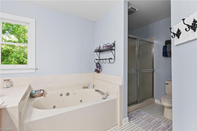 9412 Horse Creek Run, Kernersville, NC 27284