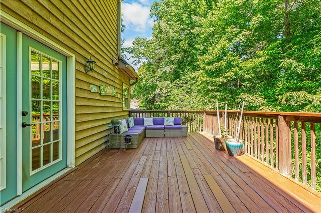 9412 Horse Creek Run, Kernersville, NC 27284