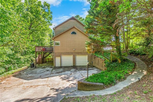 9412 Horse Creek Run, Kernersville, NC 27284