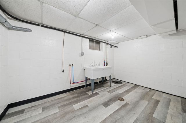 3560 Meadow Gate Dr, Murrysville, PA 15668