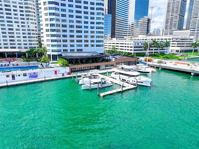 801 Brickell Bay Dr 4C042, Miami, FL 33131