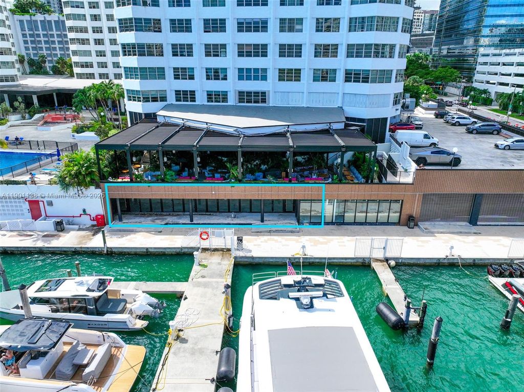 801 Brickell Bay Dr 4C042, Miami, FL 33131