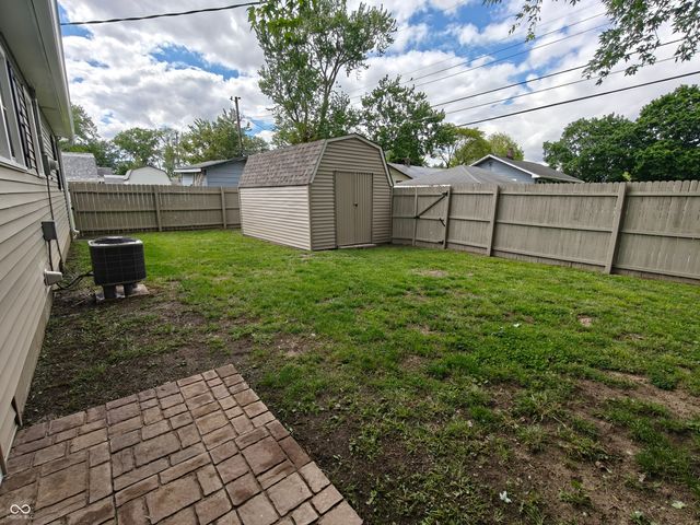 734 5th Street, Shelbyville, IN 46176