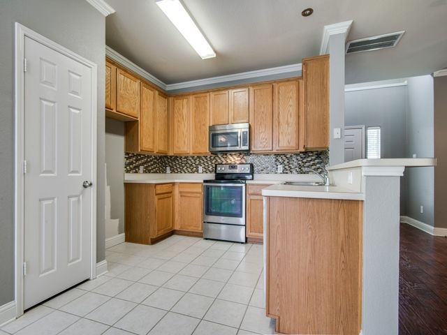 10120 Cherry Hill Lane, Providence Village, TX 76227