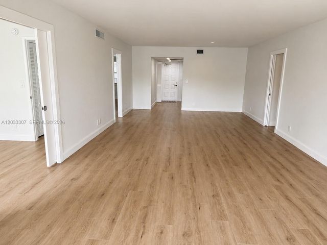 4261 W Palm Aire Drive 202, Pompano Beach, FL 33069