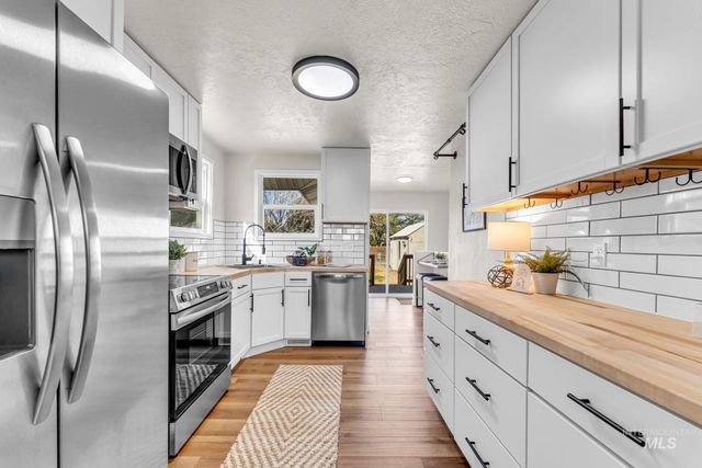 835 Ash Street, Twin Falls, ID 83301