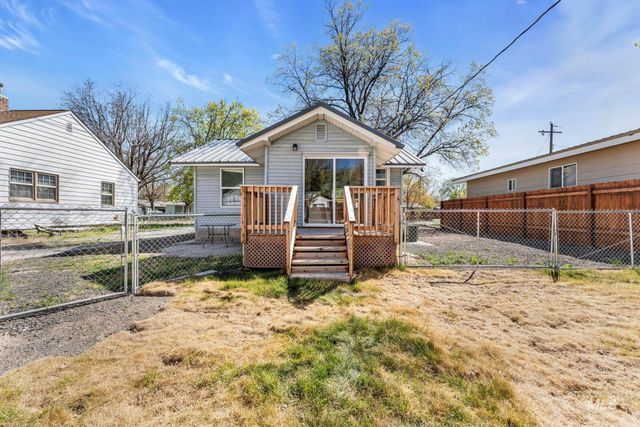 835 Ash Street, Twin Falls, ID 83301