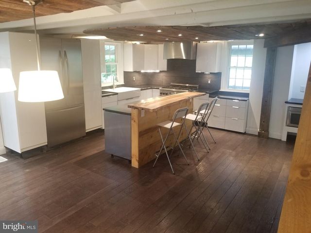 1574 STOUFF RD, Downingtown, PA 19335