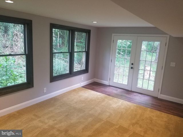 1574 STOUFF RD, Downingtown, PA 19335