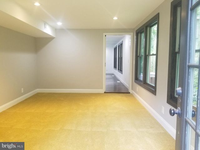 1574 STOUFF RD, Downingtown, PA 19335