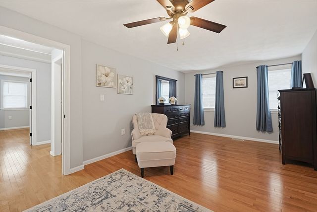 10 Douglas Ave, Methuen, MA 01844