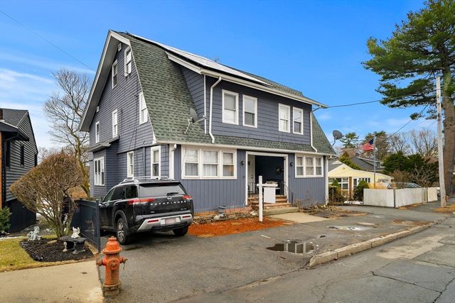 275 Lynnfield St 275, Lynn, MA 01904