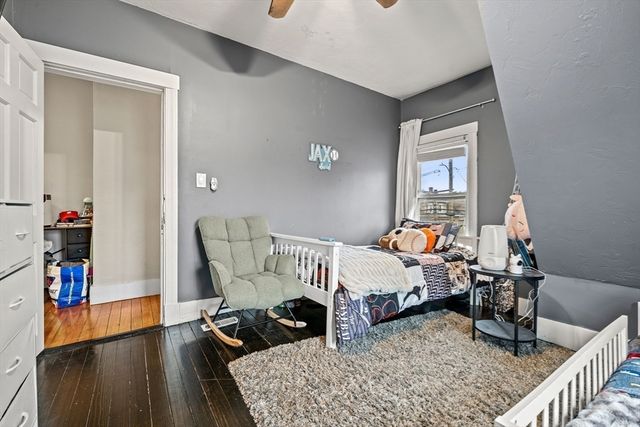 275 Lynnfield St 275, Lynn, MA 01904