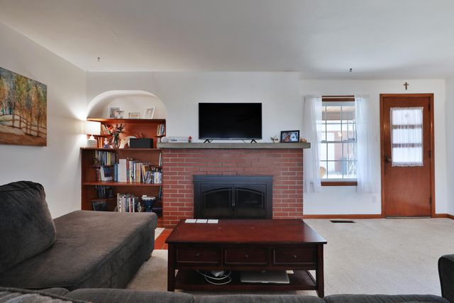 375 N Fostoria Avenue, Springfield, OH 45503