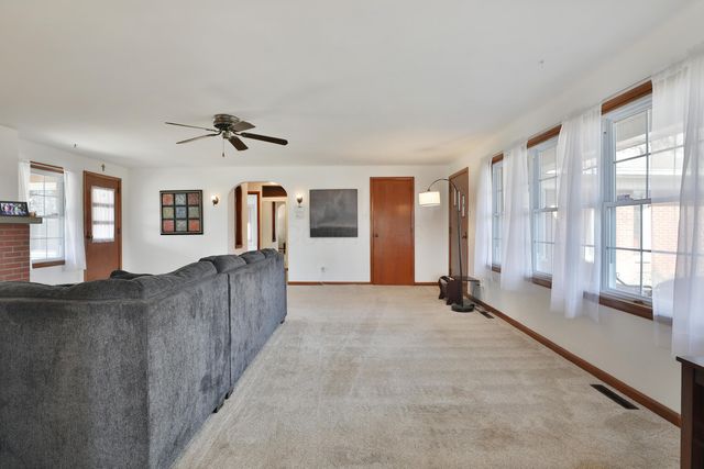 375 N Fostoria Avenue, Springfield, OH 45503