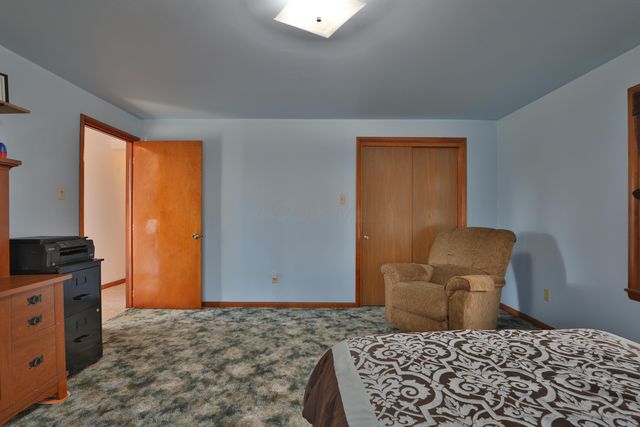 375 N Fostoria Avenue, Springfield, OH 45503