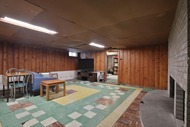 375 N Fostoria Avenue, Springfield, OH 45503