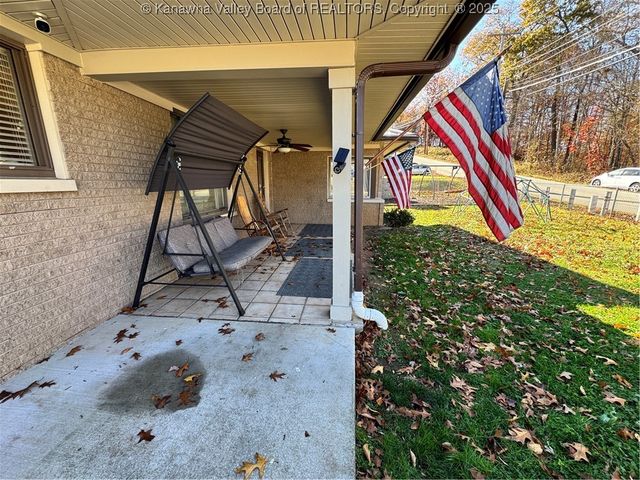 1100 Chestnut Street, South Charleston, WV 25309