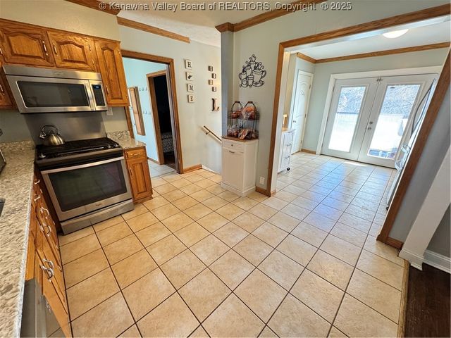 1100 Chestnut Street, South Charleston, WV 25309