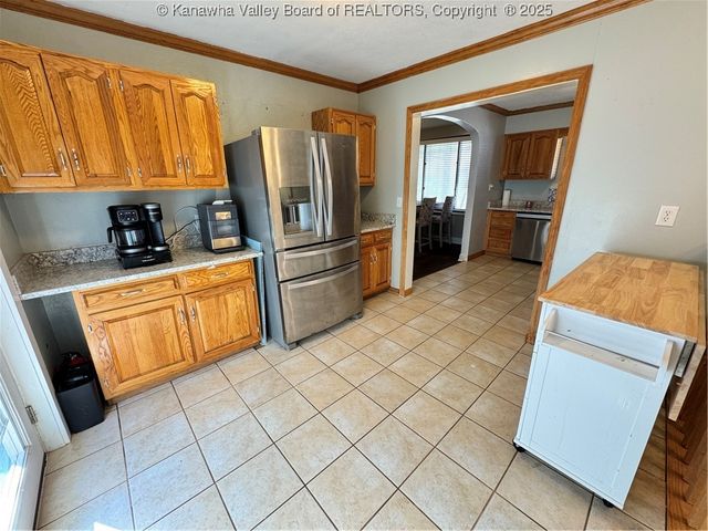 1100 Chestnut Street, South Charleston, WV 25309