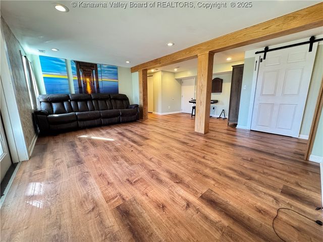 1100 Chestnut Street, South Charleston, WV 25309