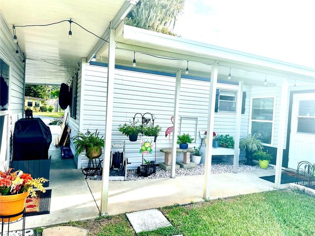 2409 VINDALE ROAD, Tavares, FL 32778