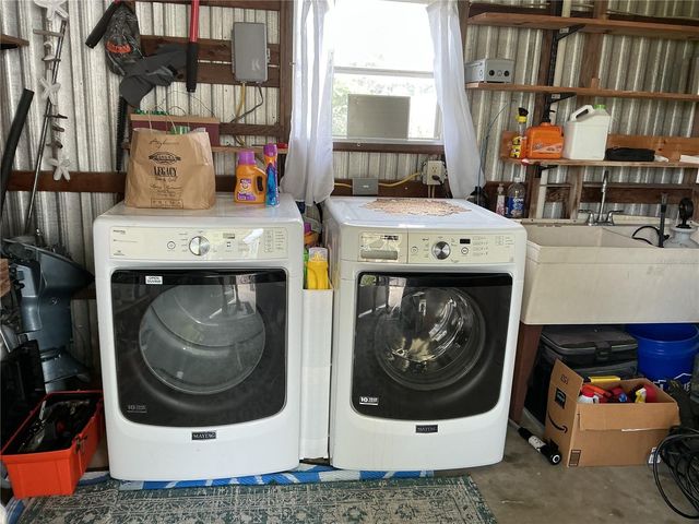 2409 VINDALE ROAD, Tavares, FL 32778