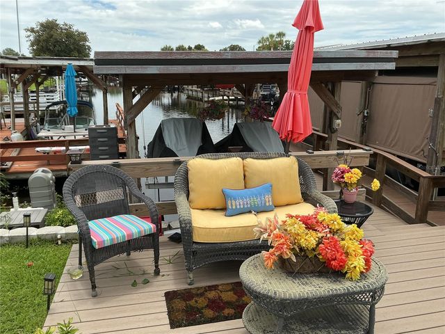 2409 VINDALE ROAD, Tavares, FL 32778
