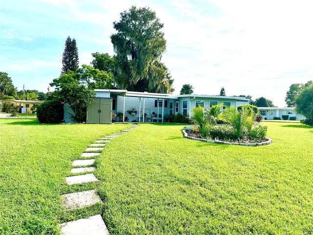 2409 VINDALE ROAD, Tavares, FL 32778