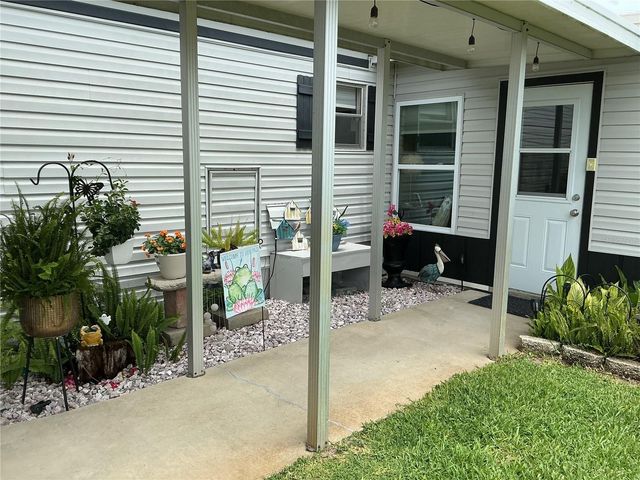 2409 VINDALE ROAD, Tavares, FL 32778