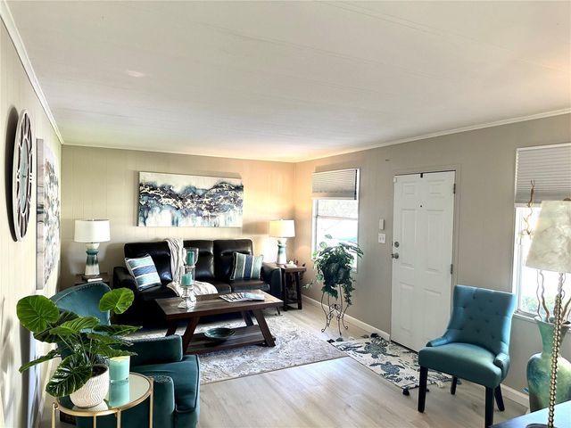 2409 VINDALE ROAD, Tavares, FL 32778