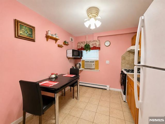 725 Joralemon Street 31, Belleville, NJ 07109