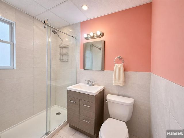 725 Joralemon Street 31, Belleville, NJ 07109